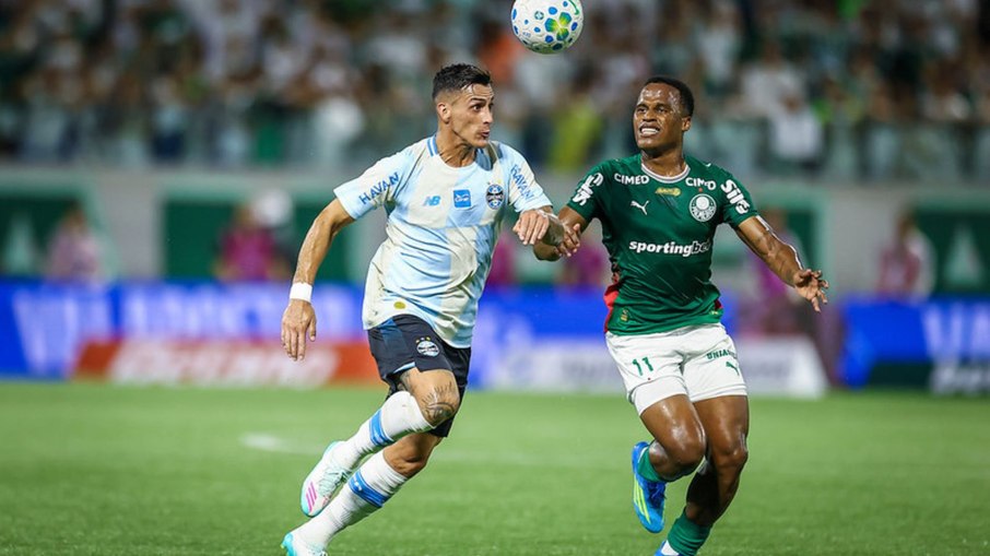 Palmeiras derrota Grêmio com gol de Marlon Freitas em jogo vibrante na Arena.