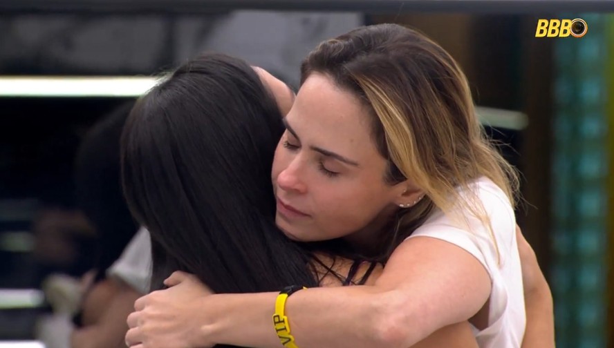 Jordana lidera enquete paredão BBB 26 após conversa emocionante com Ana Paula. Vote!