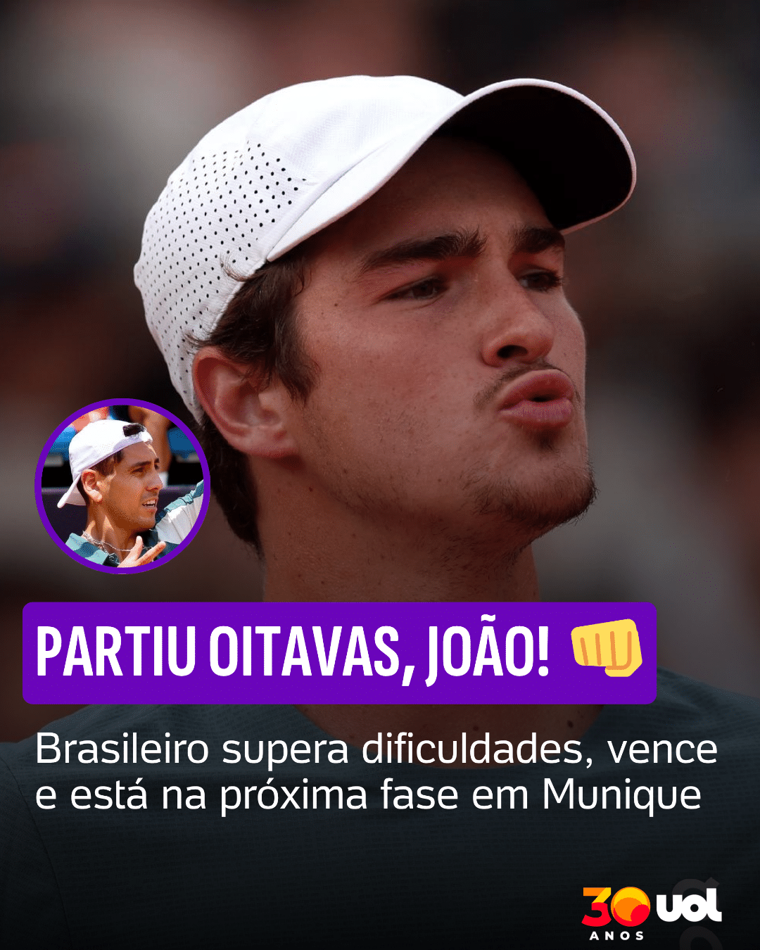Marcos Leonardo sentado na bancada, com expressão séria, em ambiente de vestiário de seleção.