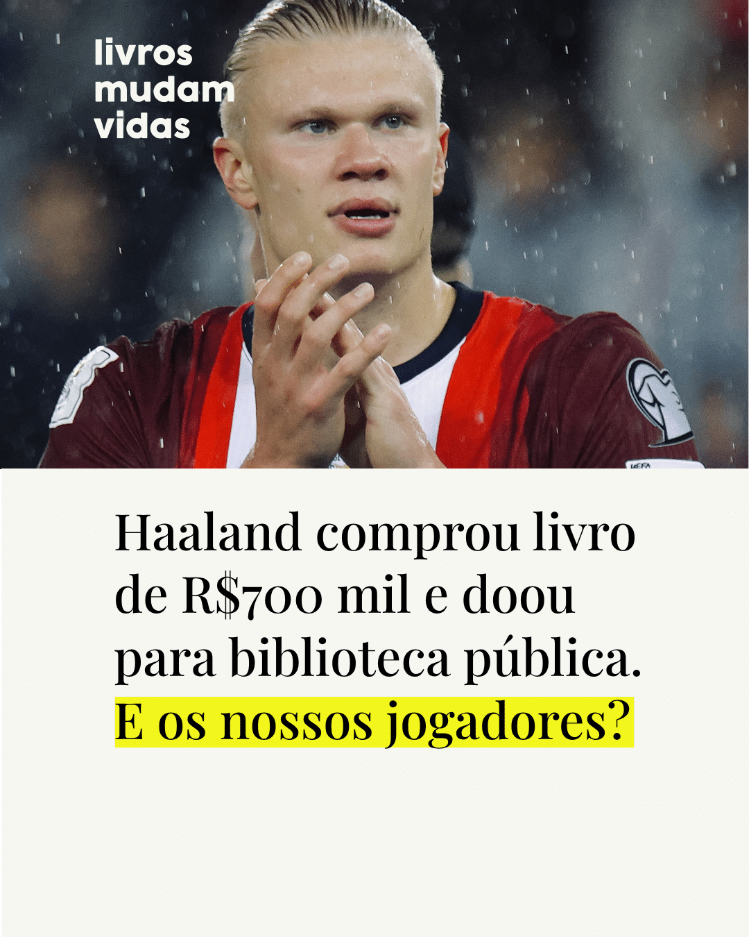 Marcos Leonardo sentado na bancada, com expressão séria, em ambiente de vestiário de seleção.