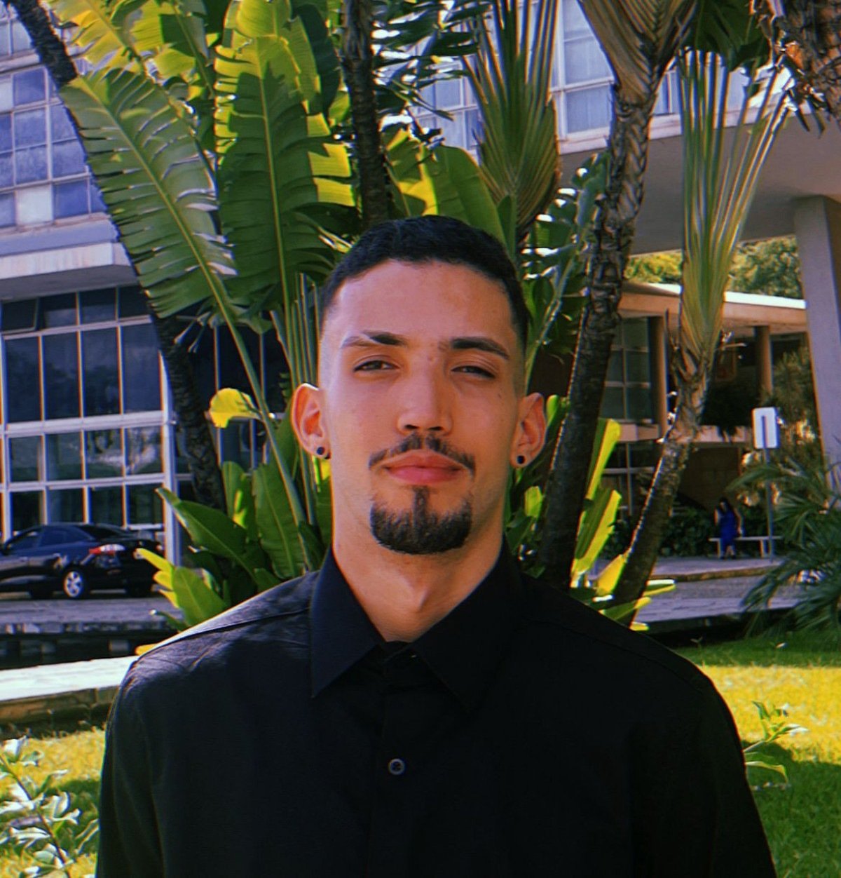 Tráfego bloqueado na Avenida Cristiano Machado em Belo Horizonte