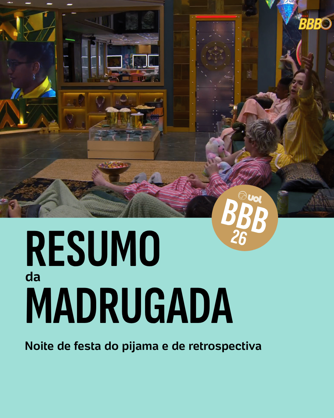 Danilo celebra gol no fim da partida, enquanto jogadores do Botafogo comemoram vitória contra Racing na Sula.