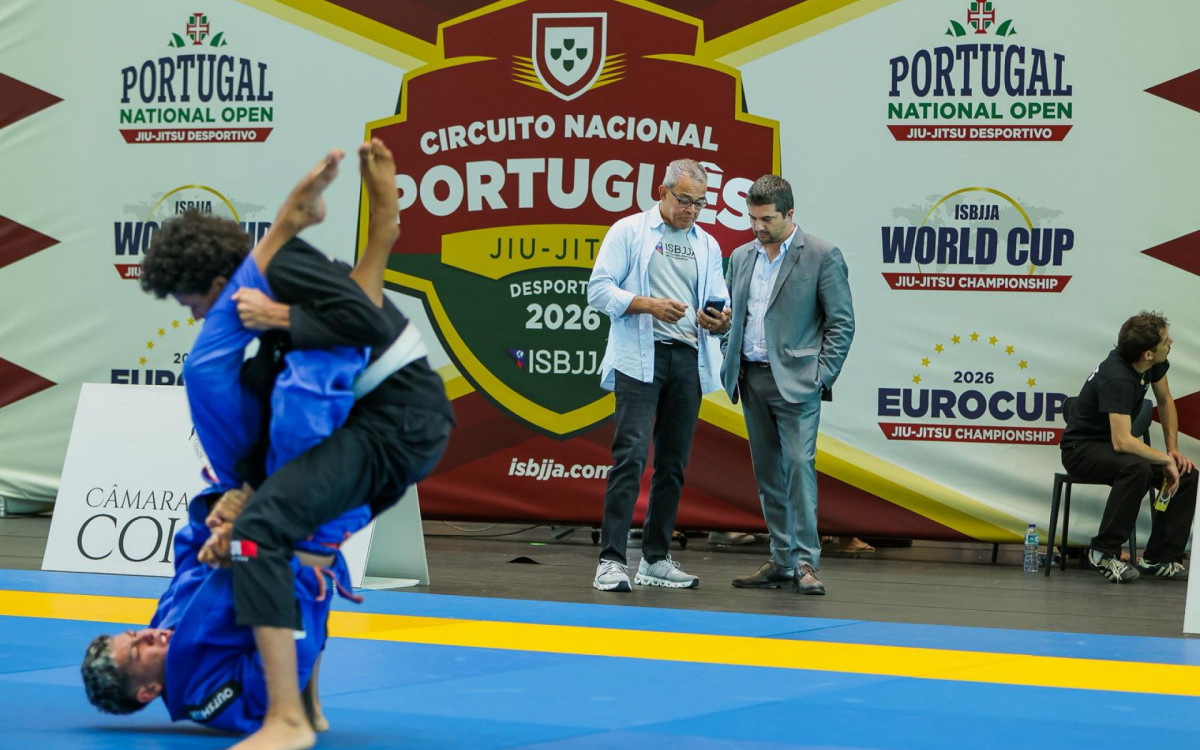 Atletas de Jiu-Jitsu em ação no Portugal National Open 2026 em Coimbra.