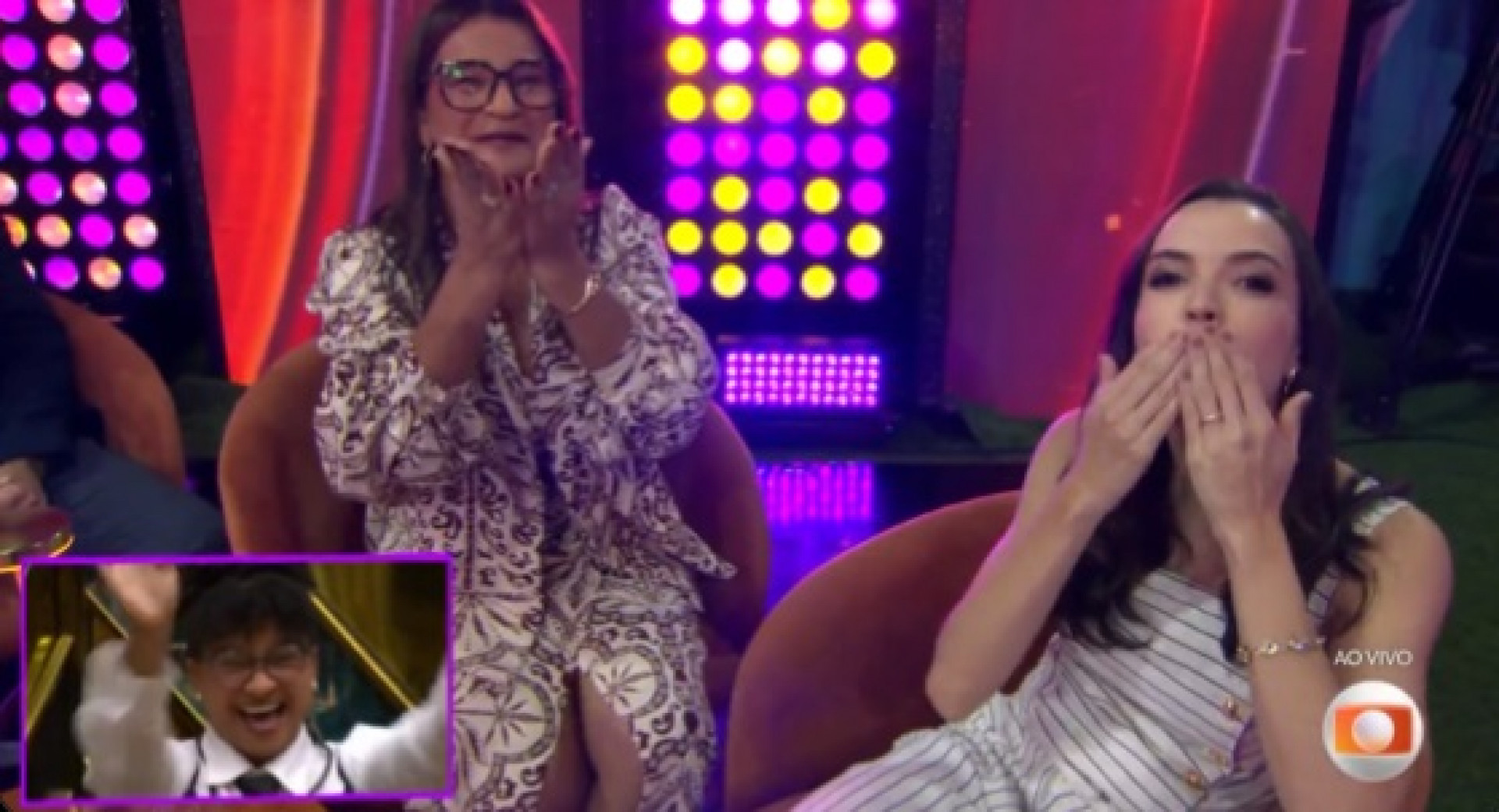 Finalistas do BBB 26 se emocionam ao rever familiares no reality show.