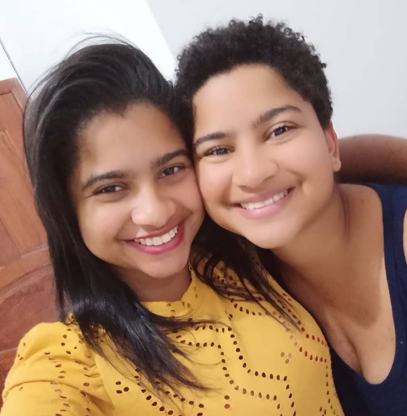 Competidores do BBB 26 recebem prêmios em dinheiro em cerimônia de premiação.