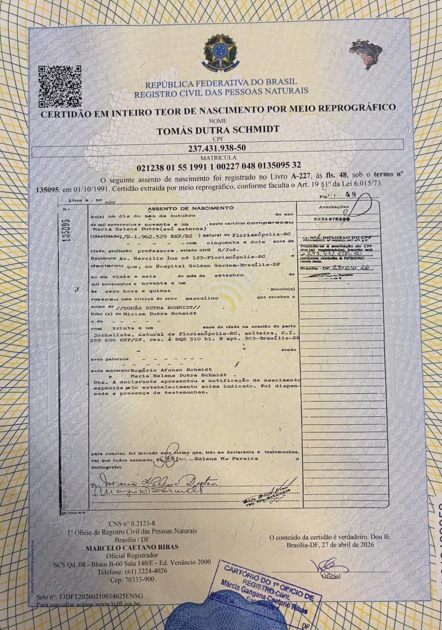 FHC interditado por não reconhecer filho em cena de jornalismo investigativo.