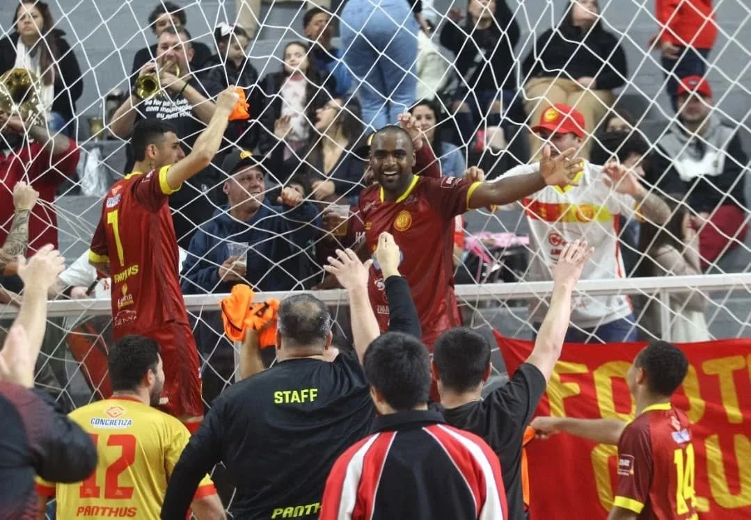 Time de Rio Grande enfrenta o Atlântico em jogo de estreia da Série Ouro.