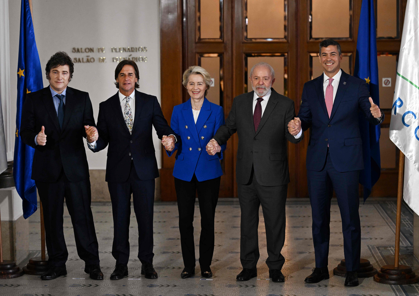 Representantes da União Europeia discutem restrições à exportação de carne brasileira em reunião oficial.
