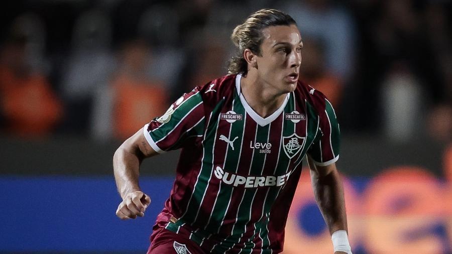 Transmissão ao vivo da partida de futebol Fluminense x Operário na Copa do Brasil.