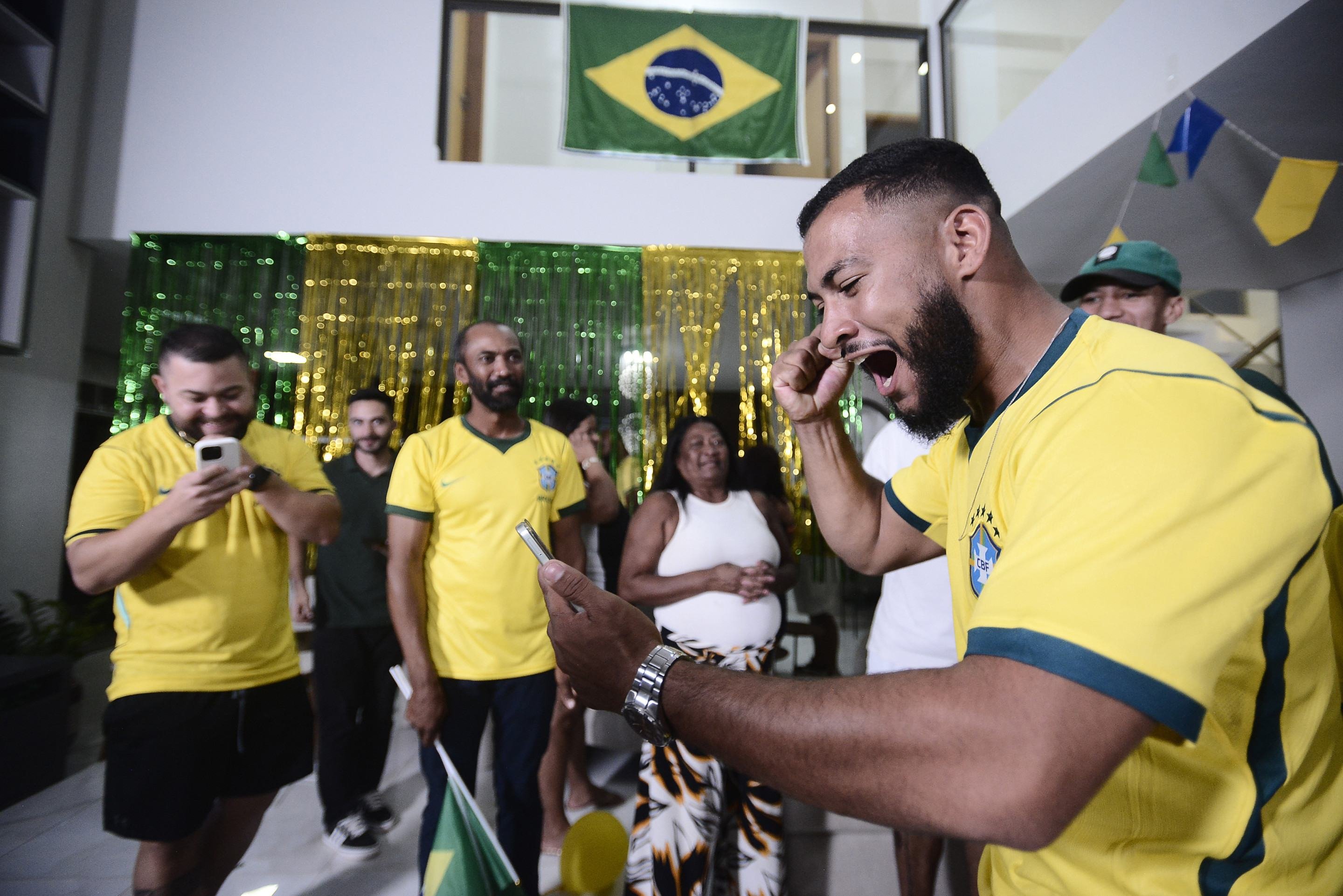 Família de Igor Thiago celebra convocação no entorno do Distrito Federal