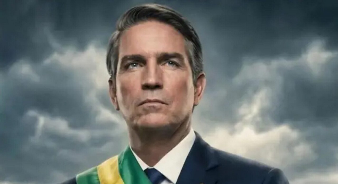 Polícia realiza operação em produtora de filme sobre o ex-presidente Bolsonaro