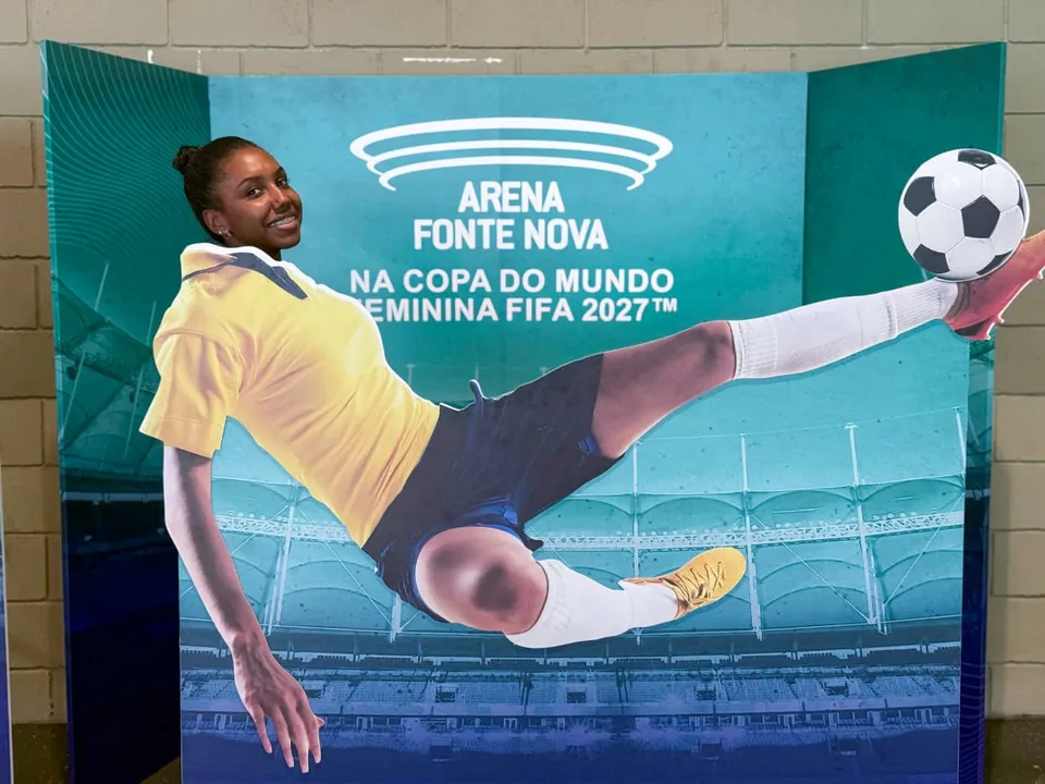 Arena Fonte Nova prepara-se para a Copa do Mundo Feminina, com contagem regressiva em andamento.