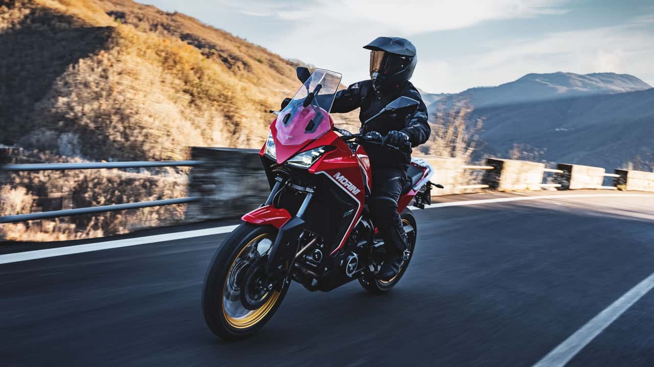 Moto Morini implementa inteligência artificial em sua rede de vendas.