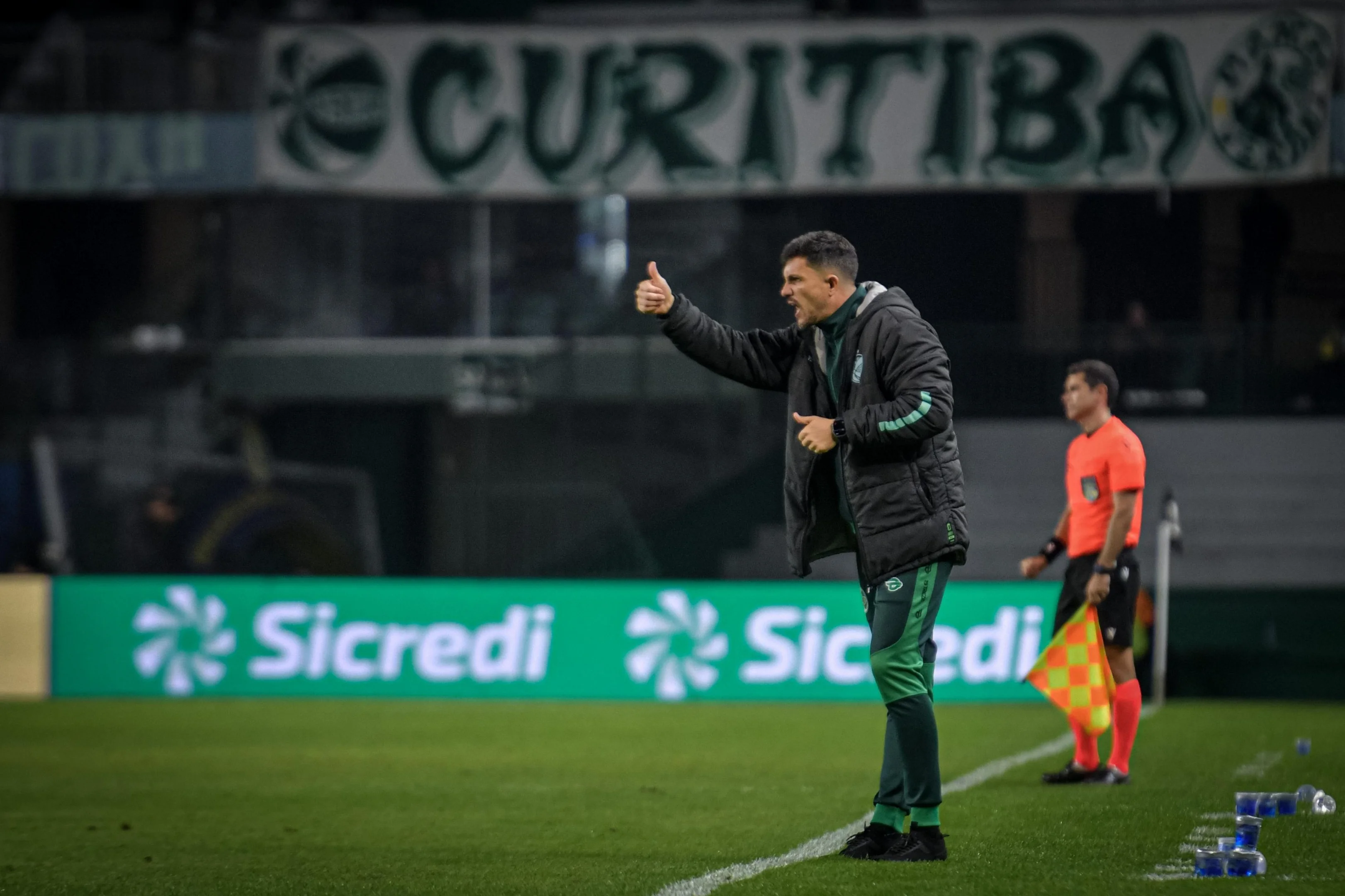 Técnico da Juventude expressa desapontamento após derrota na Série B.